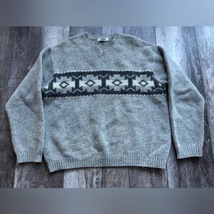 Gray Patterned Men's XL Old Navy Sweater